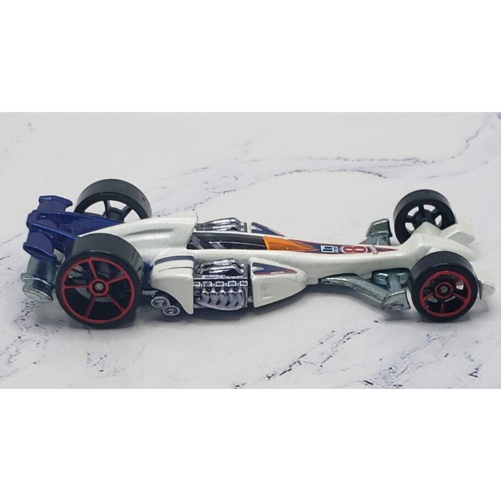 Hot Wheels 2011 World Racers 5-Pack Nitro Scorcher White w/ Red 5 Spoke Wheels